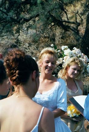 AUST NT AliceSprings 2002OCT19 Wedding SYMONS Ceremony 011